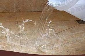 章贡漏水维修 免砸砖防水材料该如何施工